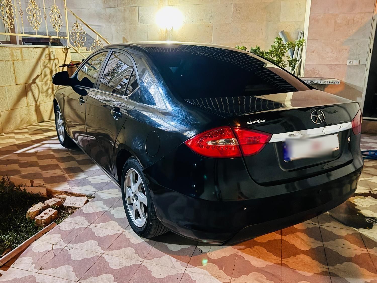 جک J5 دنده‌ای 1500cc، مدل ۱۳۹۵|خودرو سواری و وانت|شیراز, شهرک گلستان|دیوار