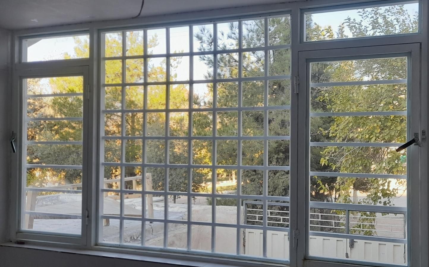 جوشکاری حفاظ نرده پله وتراس  درب وپنجره  سایبان|خدمات پیشه و مهارت|خرم‌آباد, |دیوار