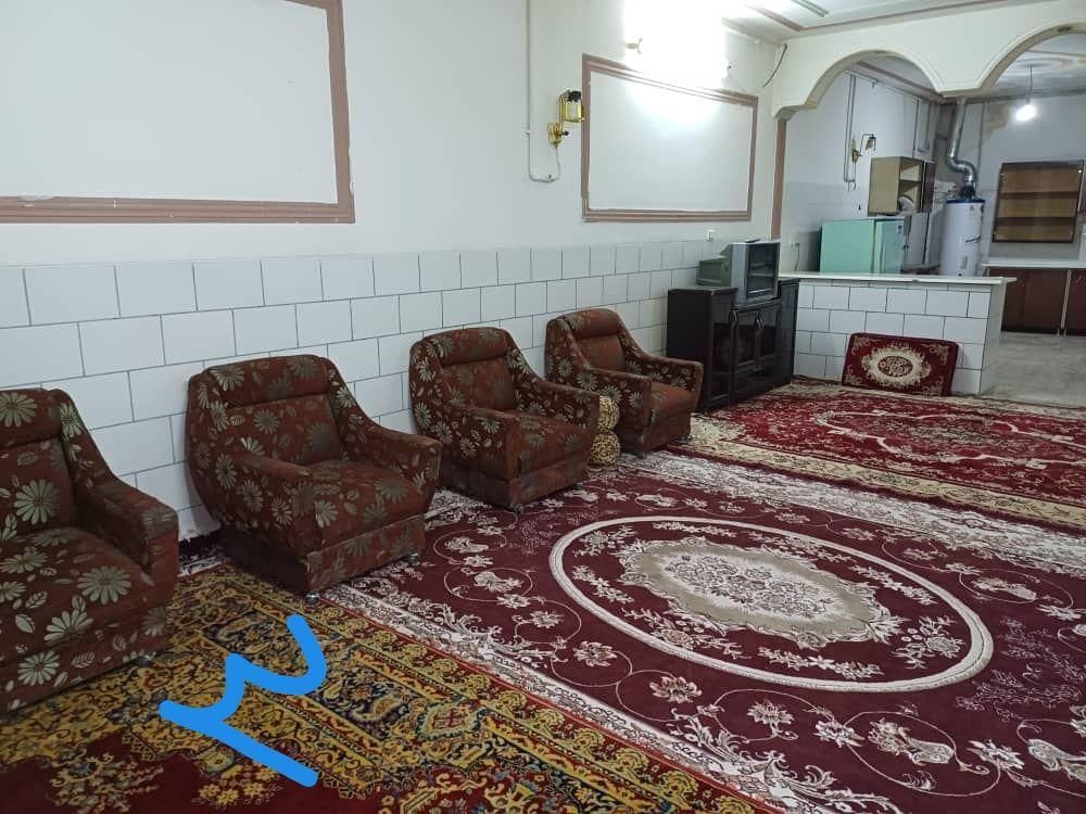 اجاره سوییت همکف با پارکینگ|اجارهٔ کوتاه‌مدت آپارتمان و سوئیت|کرمان, |دیوار