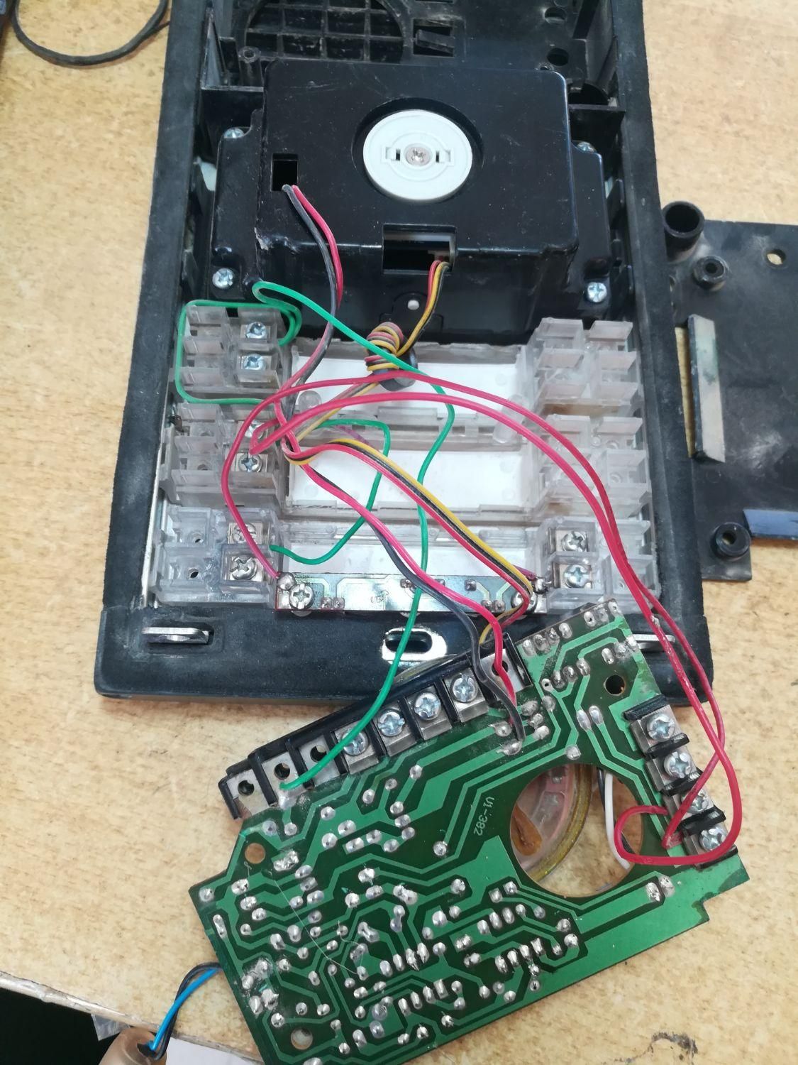 نصب و تعمیر انواع آیفون های صوتی و تصویری|خدمات پیشه و مهارت|شهرکرد, |دیوار