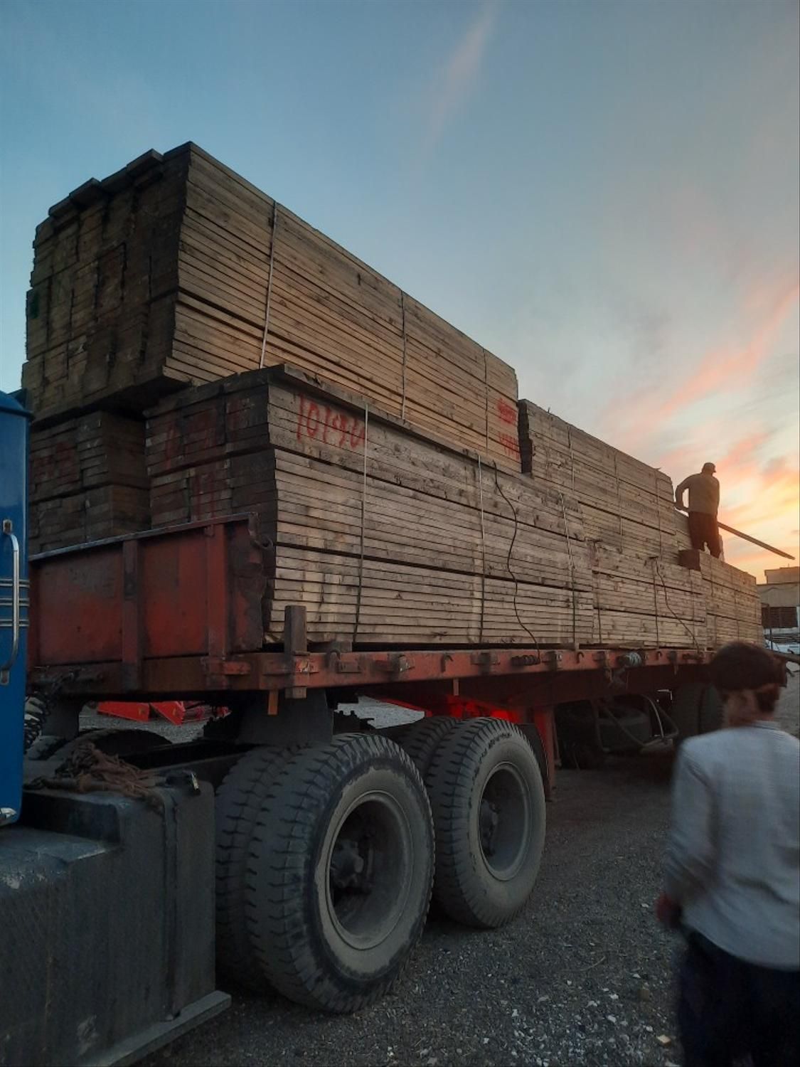 پخش عمده تخته بنایی روس و ایرانی|عمدهفروشی|اراک, |دیوار