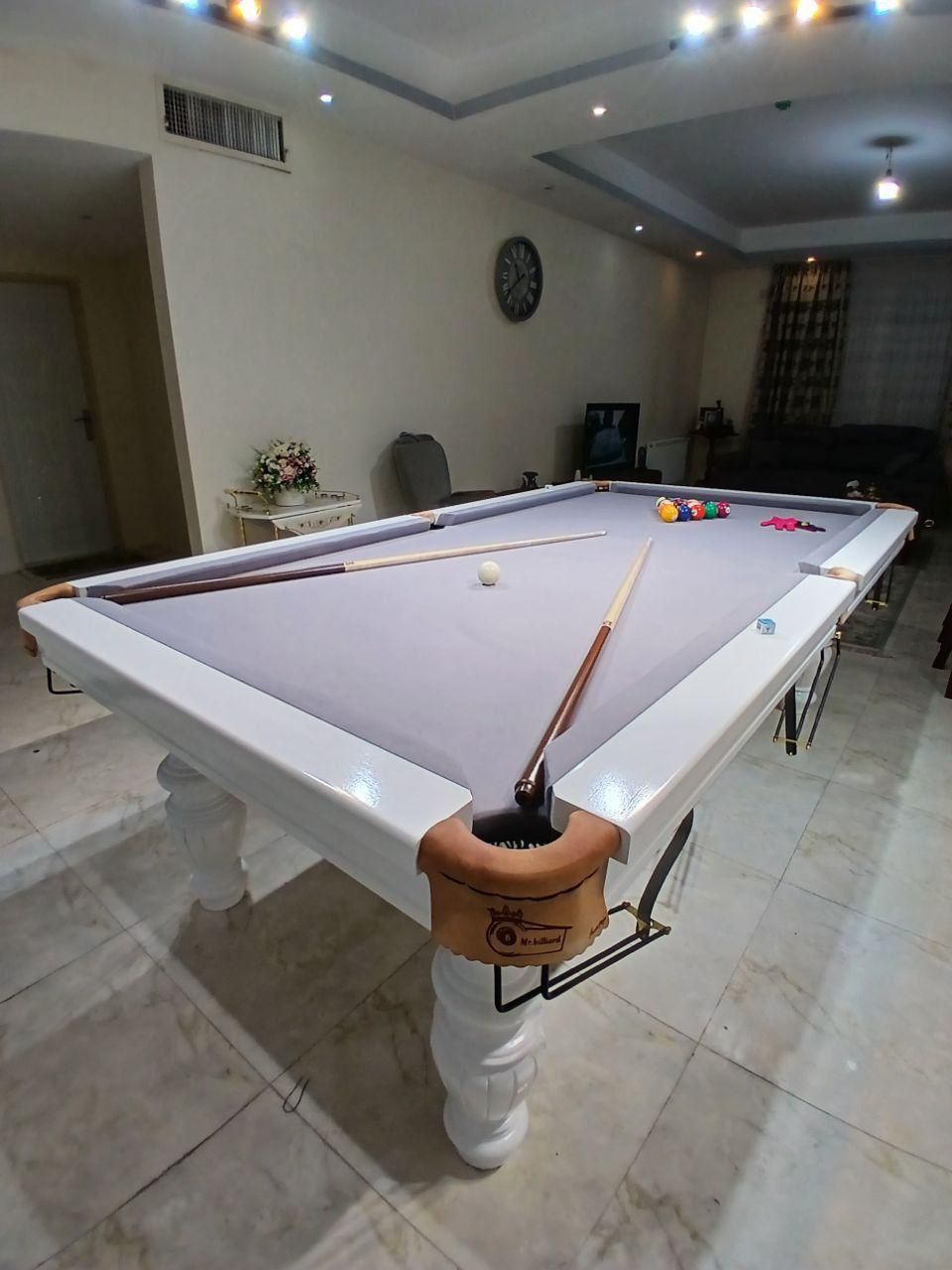 میز پایه سی ان سی ایت بیلیارد۸۸۸|ورزش‌های توپی|تهران, منیریه|دیوار