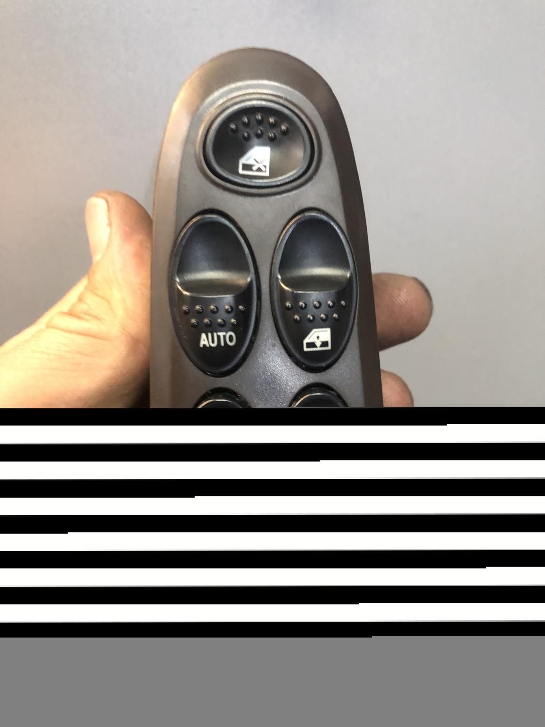 کلید شیشه بالابر ix45 سانتافه ix55 ix35 nf i10 i20|قطعات یدکی و لوازم جانبی|تهران, کوی بیمه|دیوار