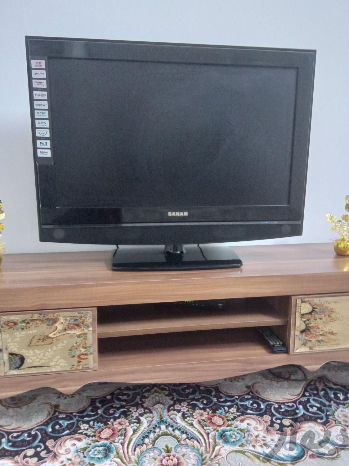 تلویزیون صنام ۳۲ اینچ|تلویزیون و پروژکتور|مشهد, بهمن|دیوار