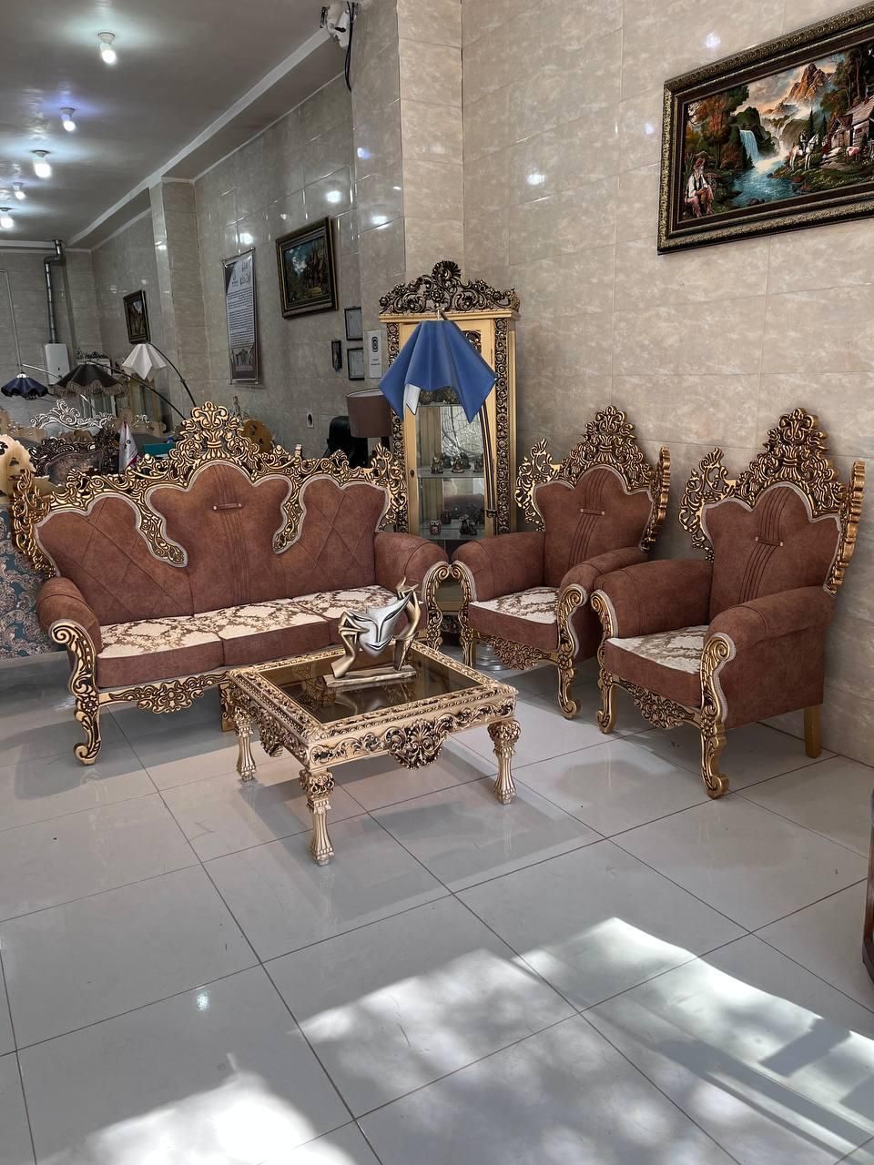 مبل سلطنتی مدل مینوس|مبلمان خانگی و میز عسلی|شاهین‌شهر, گرگاب|دیوار