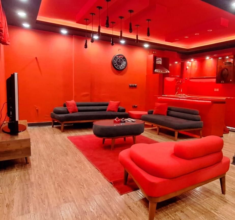 اجاره سوییت اپارتمان مبله در ۳۳پل|اجارهٔ کوتاه‌مدت آپارتمان و سوئیت|اصفهان, سعادت‌آباد|دیوار