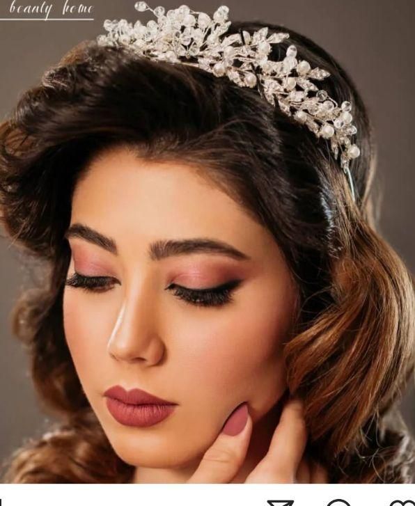 لباس عروس و میکاپ|خدمات آرایشگری و زیبایی|کرمانشاه, |دیوار
