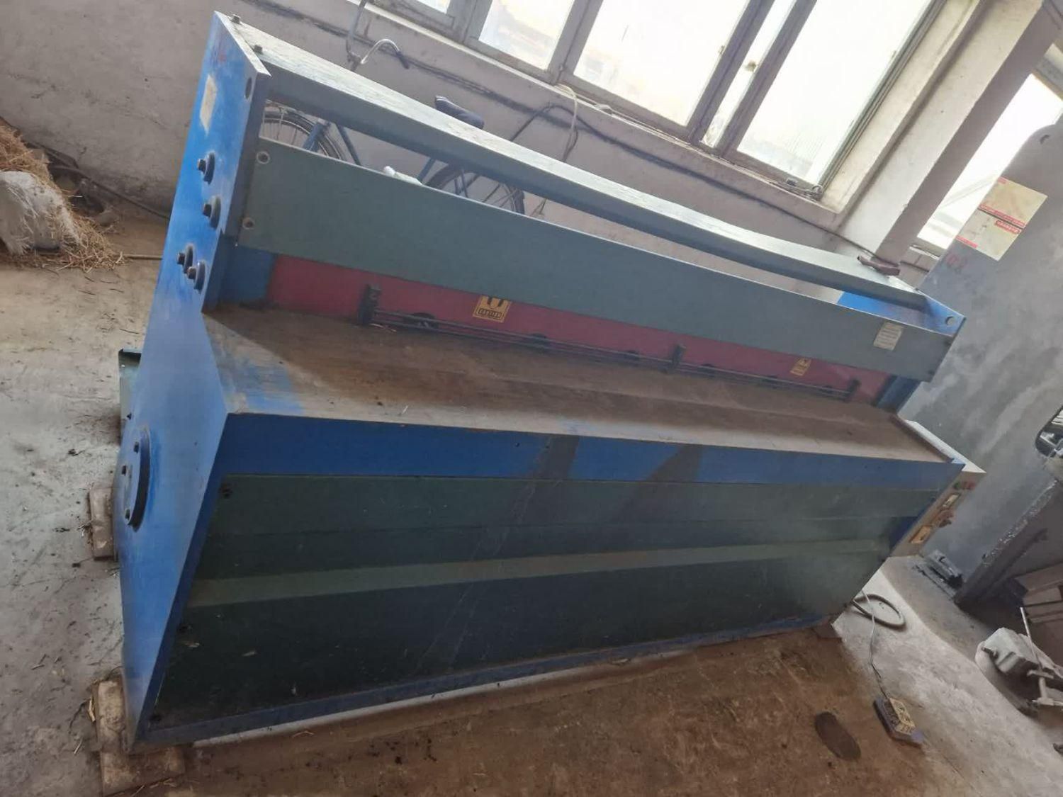 خریدوفروش دستگاه های صنعتی پرس  تراش گیوتین|ماشین‌آلات صنعتی|مشهد, توس (بلوار توس)|دیوار