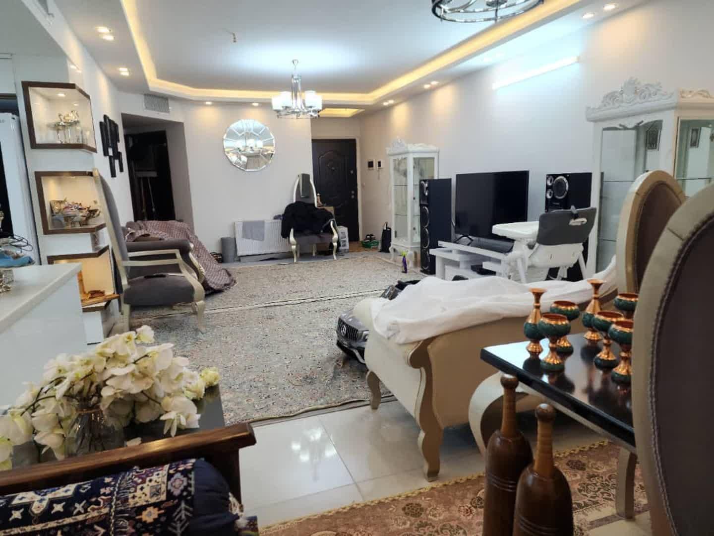 فروش آپارتمان ۱۰۰ متری ۲ خوابه در لیمجیر|فروش آپارتمان|اصفهان, لیمجیر|دیوار