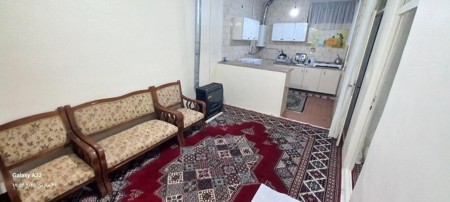 اجاره روزانه خانه ویلایی دربست لوکیشن عالی|اجارهٔ کوتاه‌مدت آپارتمان و سوئیت|اصفهان, شاهد|دیوار