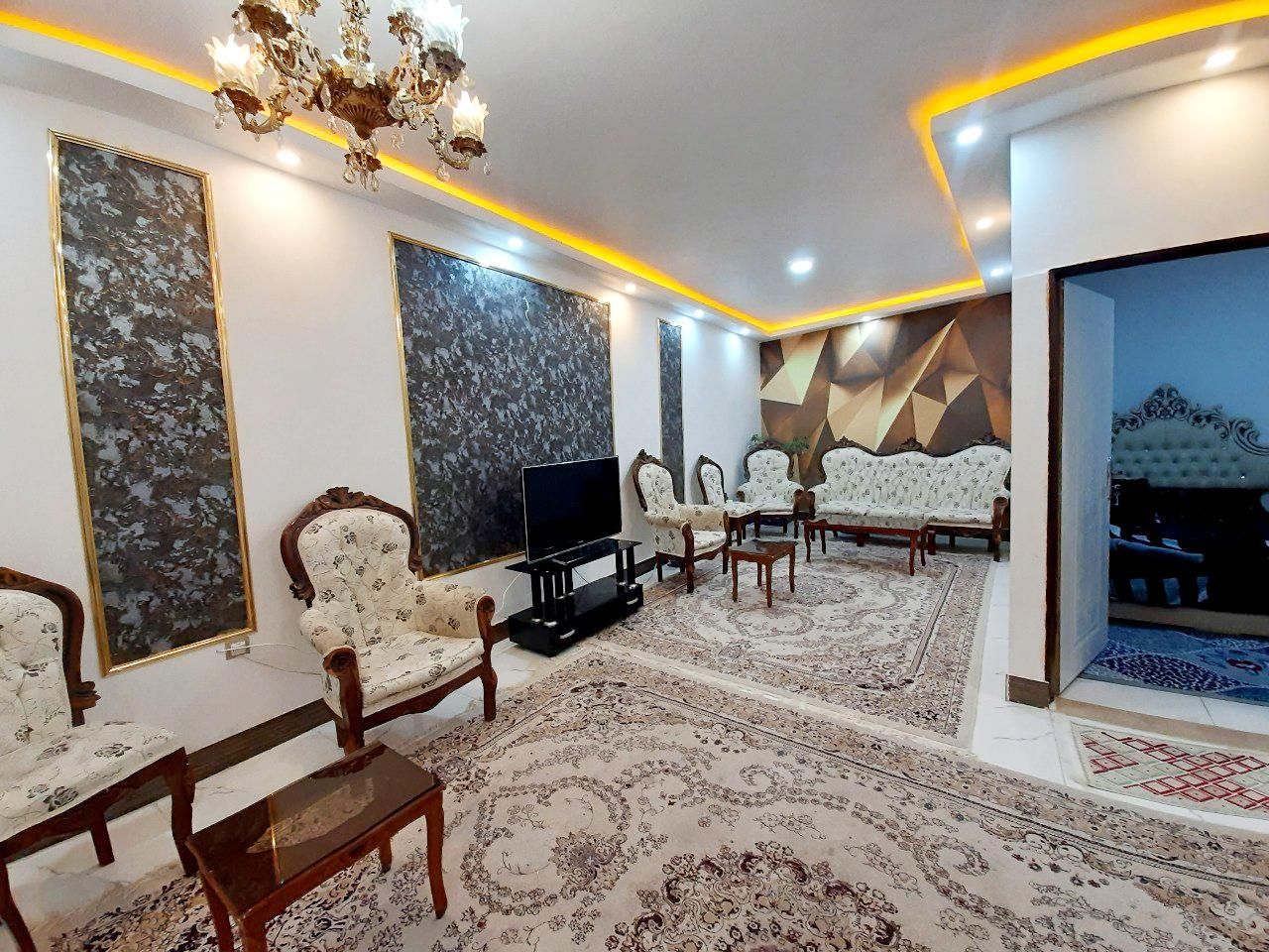 اجاره باغ ویلاسوییت شاهنامه۱۸|اجارهٔ کوتاه‌مدت ویلا و باغ|مشهد, امیریه|دیوار