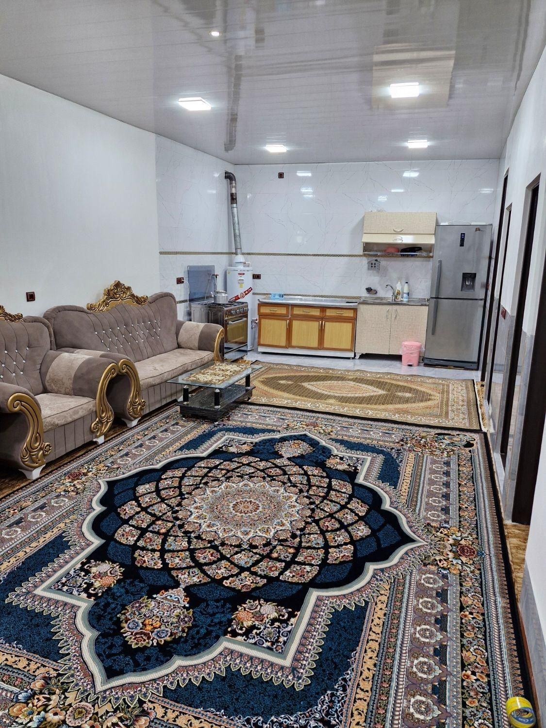 باغ ویلا دربستی|اجارهٔ کوتاه‌مدت آپارتمان و سوئیت|خوی, |دیوار
