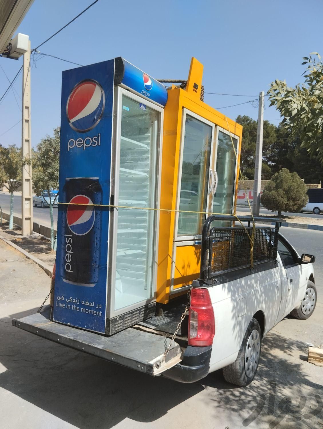 خریدار یخچال مغازه// موتور سوخته و سالم//|فروشگاه و مغازه|تهران, آرژانتین|دیوار