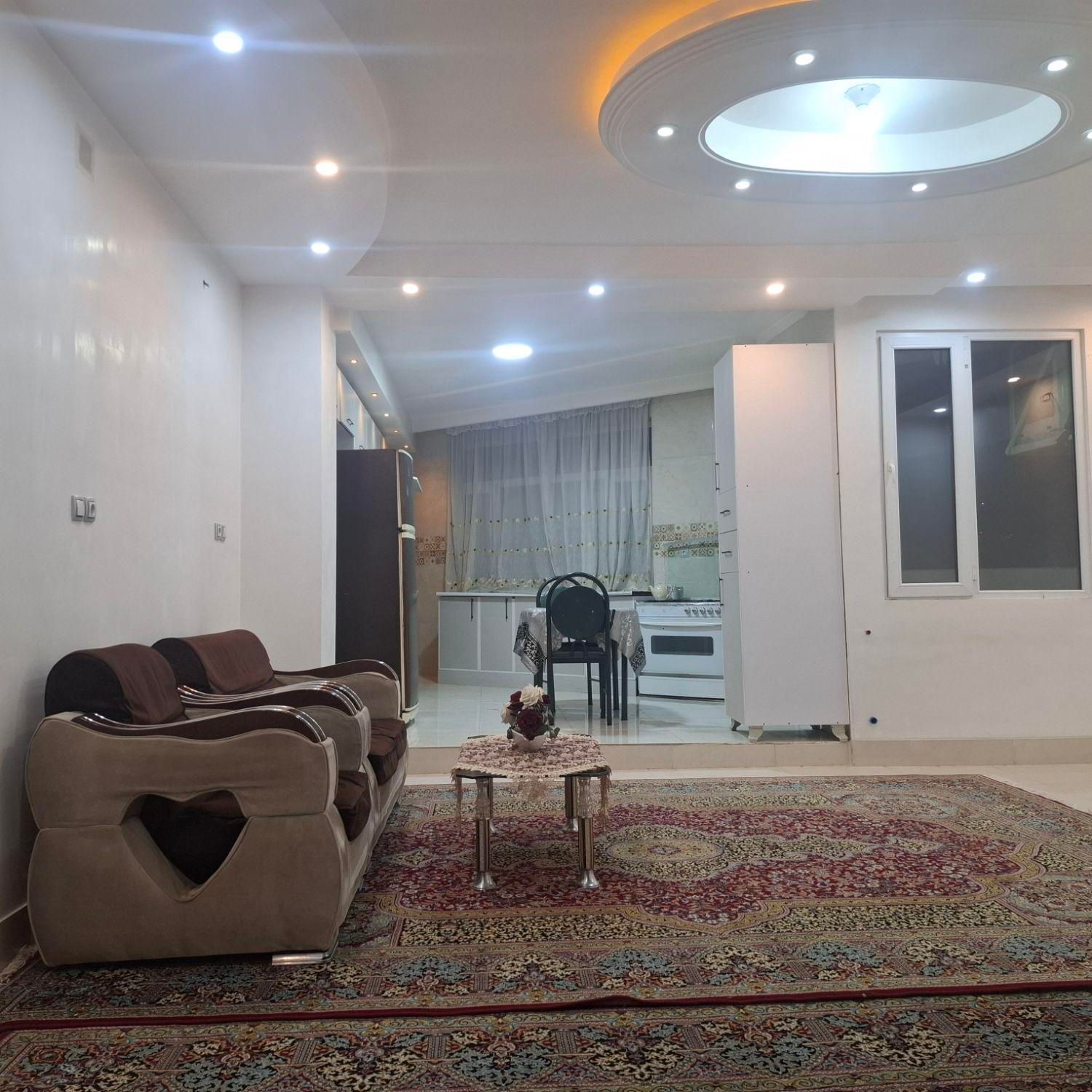 سوییت پارکینگ دار مرکز شهر|اجارهٔ کوتاه‌مدت آپارتمان و سوئیت|دورود, |دیوار