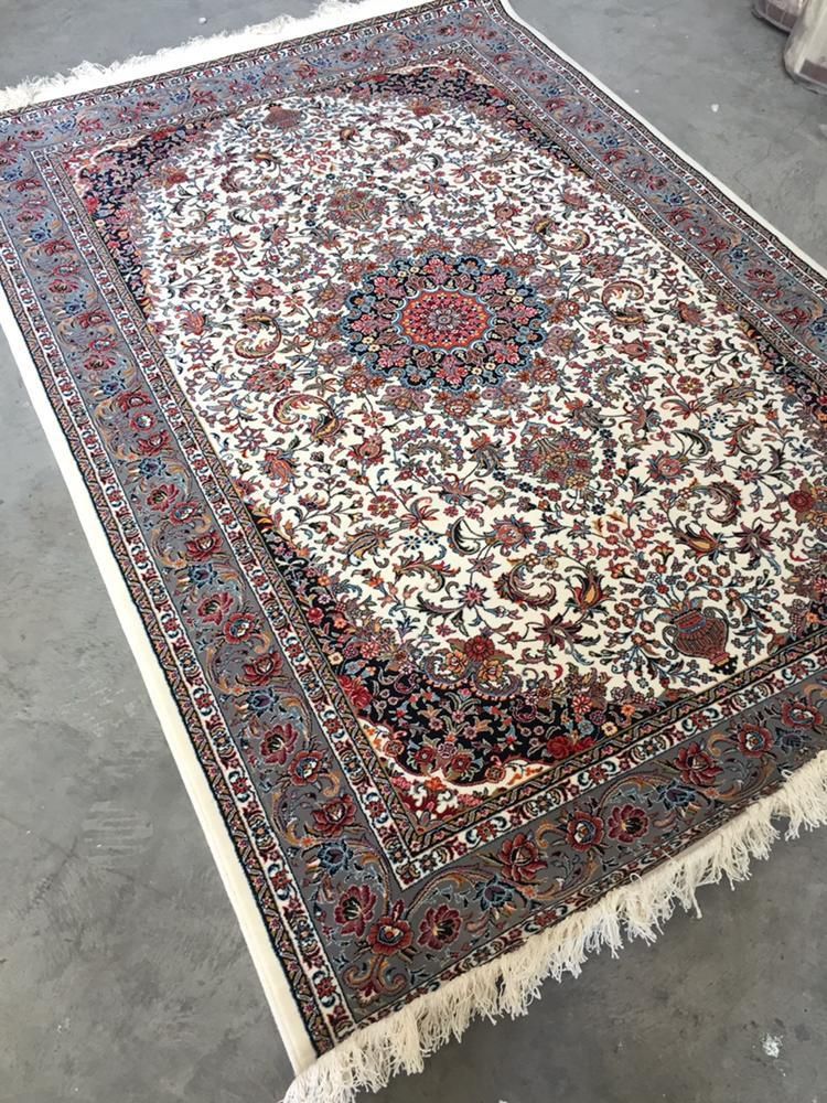 فرش ستاره کویریزد شاهکارنوین ۷۰۰شانه ۲۵۵۰تراکم|فرش|تهران, امام حسین|دیوار