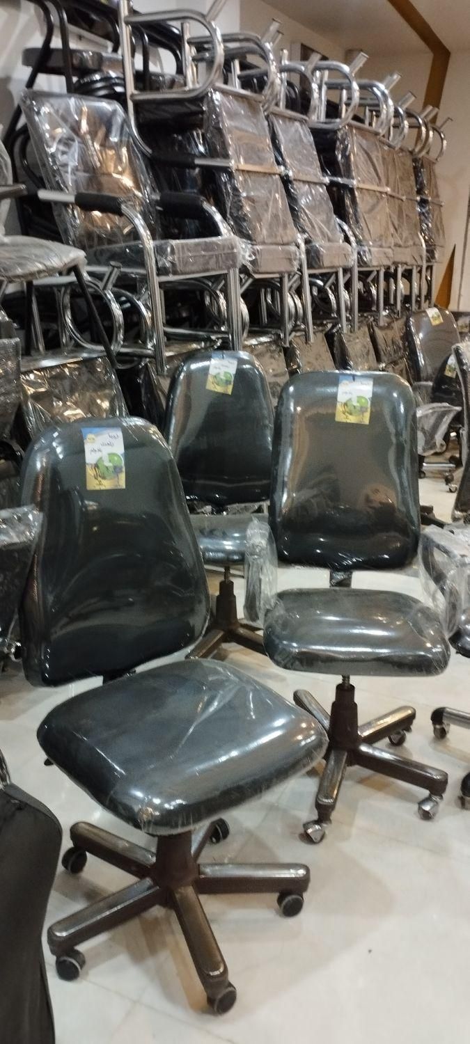 صندلی کارکرده درحدنو|صندلی و نیمکت|مشهد, عبادی|دیوار