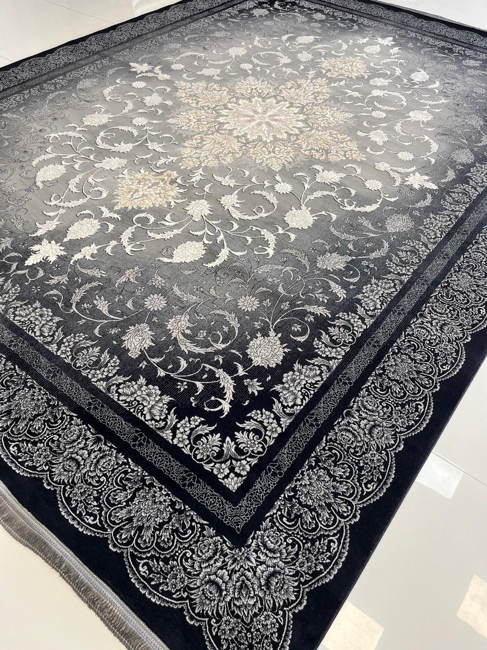 فرش بروزکاملا آکبند۶و۹و۱۲متری بازرگانی مهدی زاده|فرش|ورامین, ورامین|دیوار