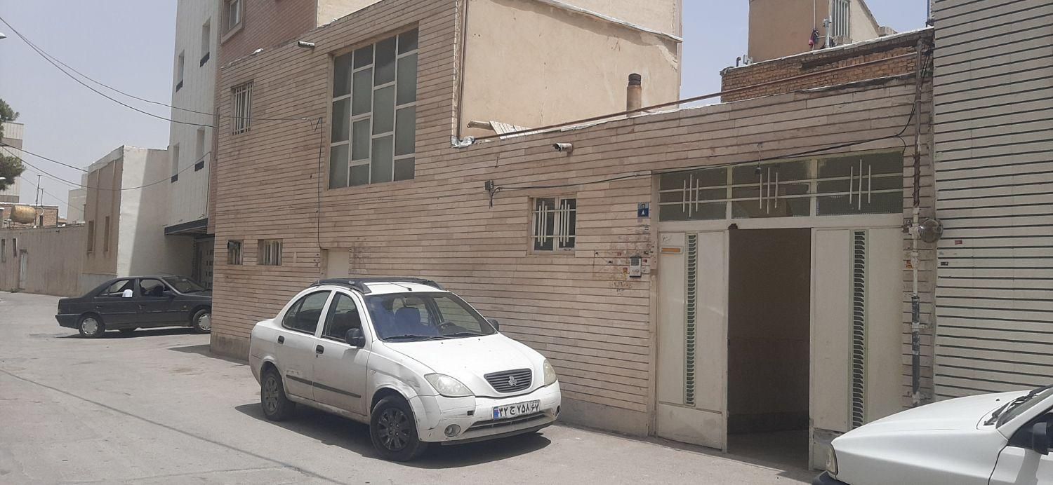 فروش آپارتمان ۱۷۶ متری ۳ خوابه همکف در باب الدشت|فروش آپارتمان|اصفهان, باب الدشت|دیوار