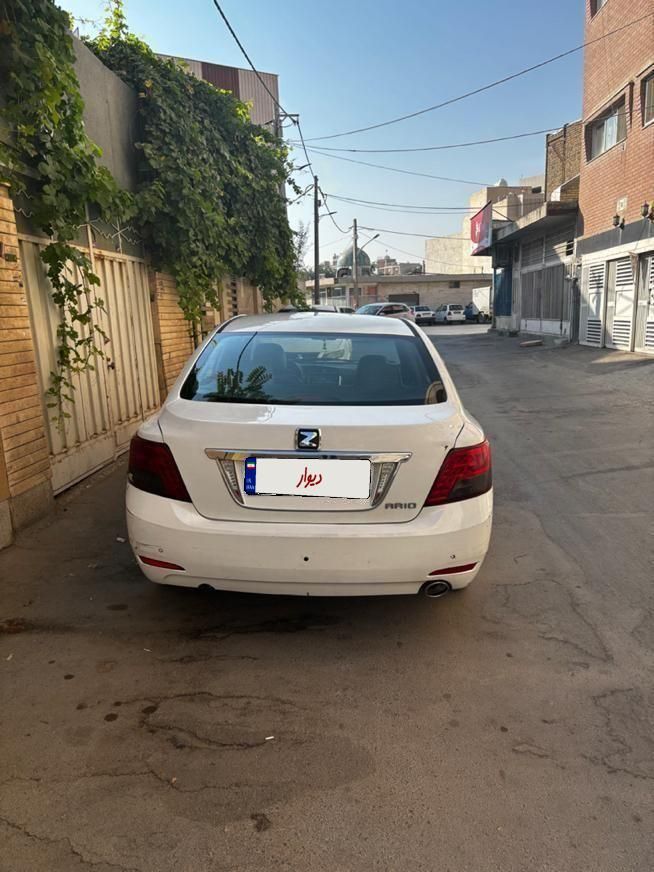 آریو اتوماتیک 1600cc، مدل ۱۳۹۷|خودرو سواری و وانت|اصفهان, آبشار|دیوار