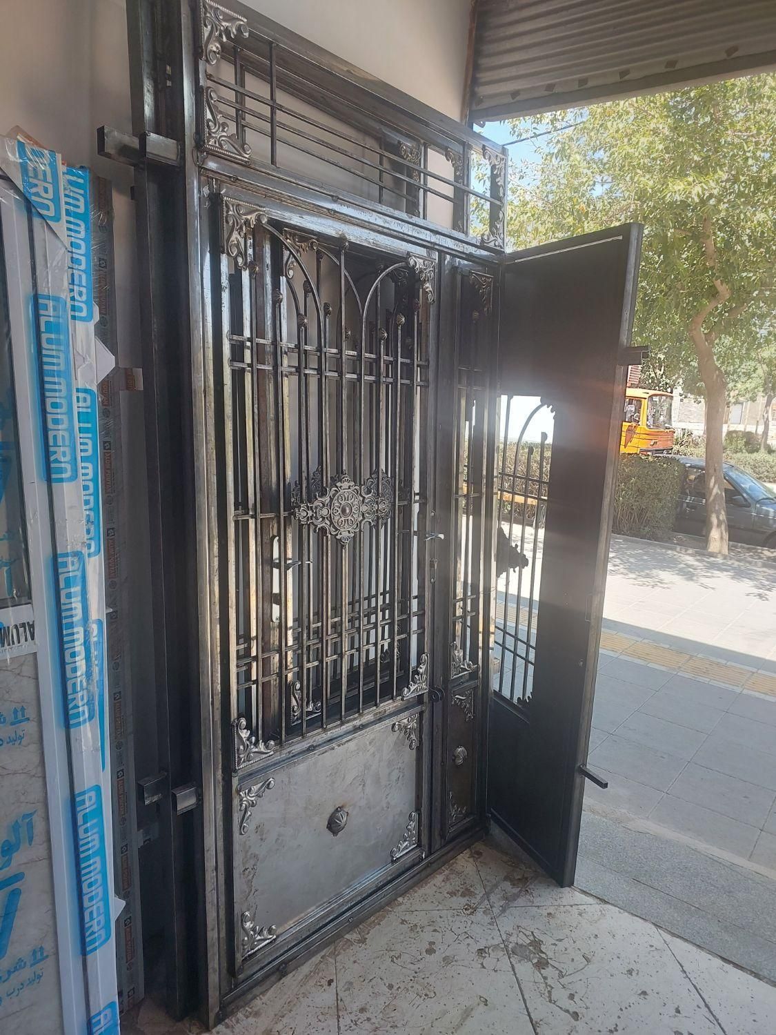 تولید انواع درب و پنجره نخلی طرح دار|مصالح و تجهیزات ساختمان|مشهد, پنجتن|دیوار