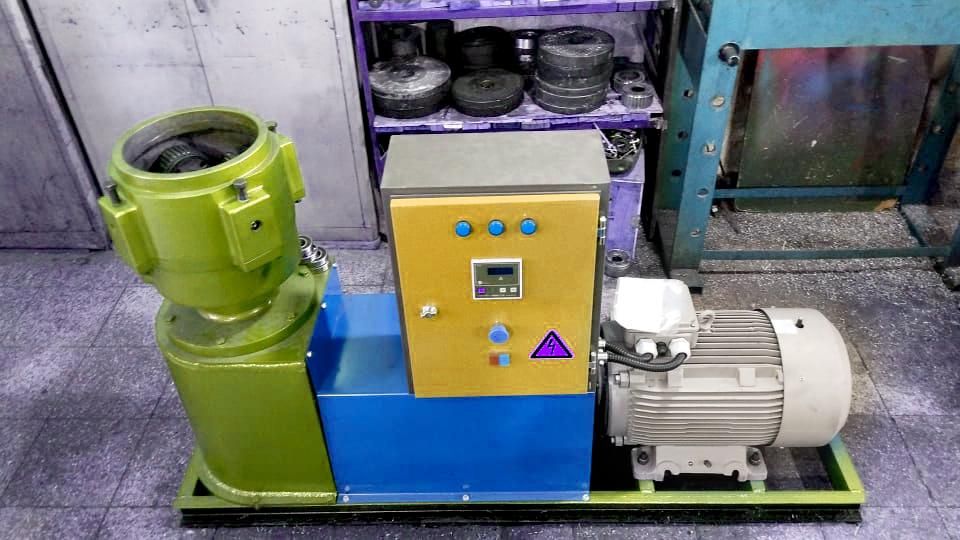 اسیاب چندکاره دام و سنگی نان و پلت ساز باگارانتی|ماشینآلات صنعتی|ارومیه, |دیوار