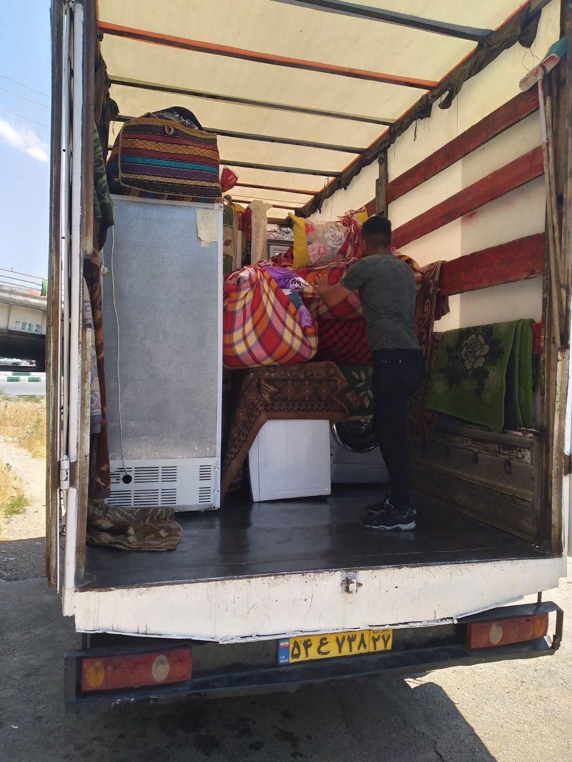 خدمات باربری منازل با خاور و کارگر امینی فر|خدمات حمل و نقل|ارومیه, |دیوار