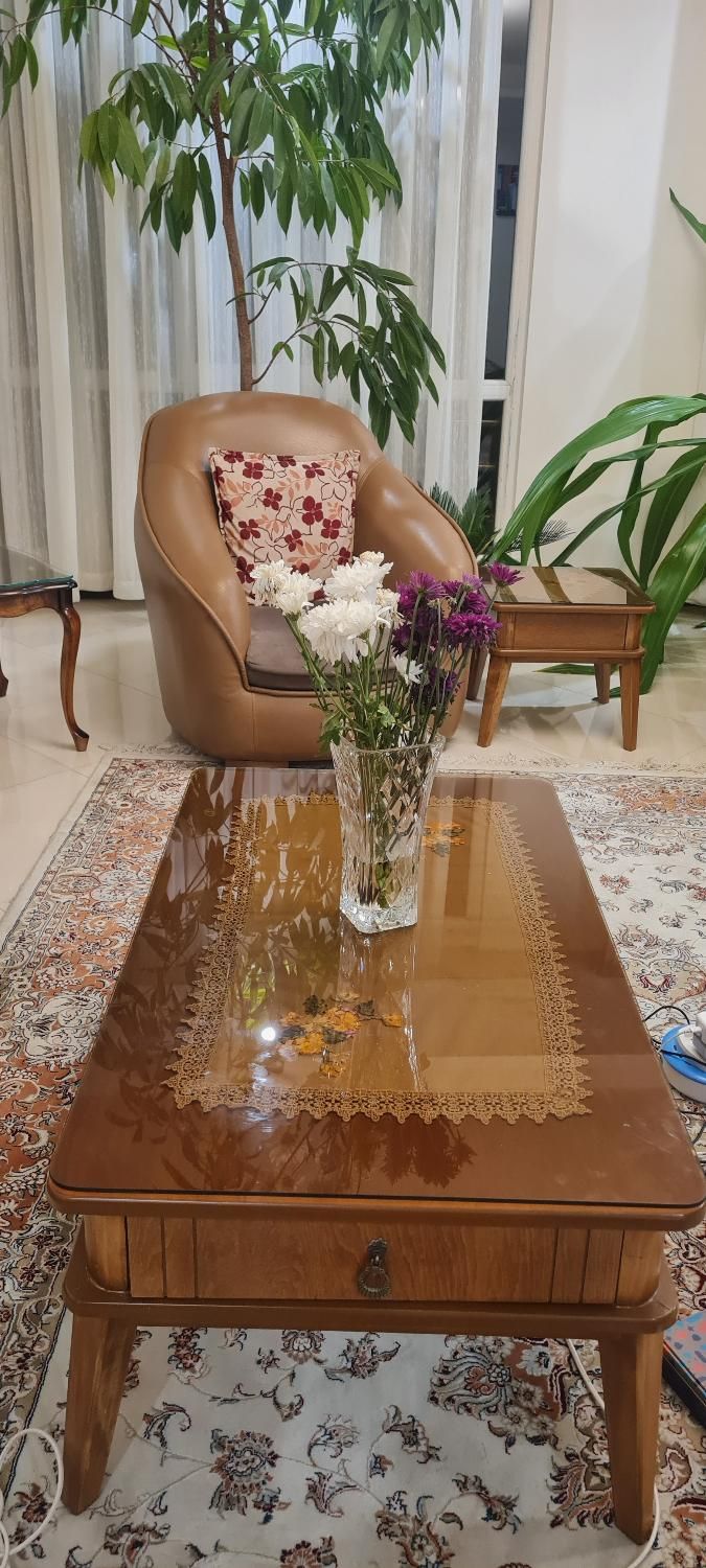 مبل راحتی و شیک  میزناهارخوری   میزتحریر(کامپیوتر)|مبلمان خانگی و میز عسلی|شهریار, شهریار|دیوار