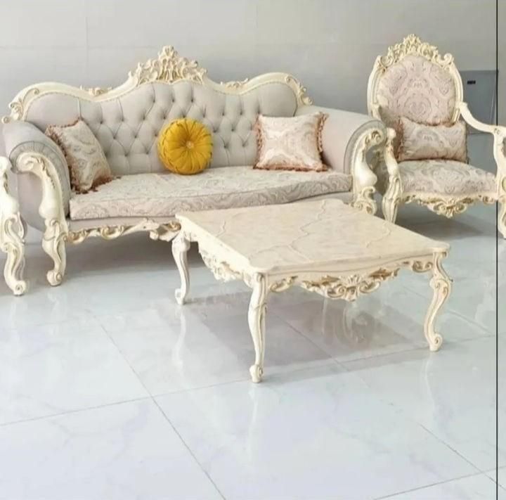 مبل کلاسیک طرح پاریس|مبلمان خانگی و میز عسلی|قم, زاویه|دیوار