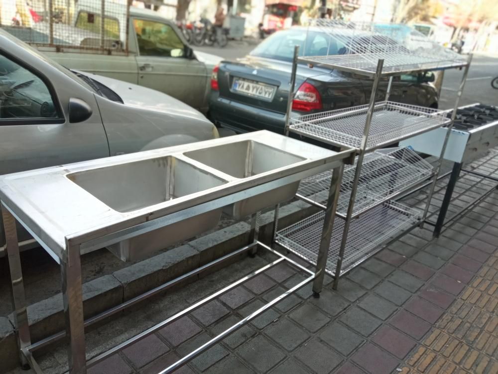 دستگاه خمیر صنعتی سینک استیل سرخ کن ظرفشویی گیر فر|کافی‌شاپ و رستوران|شیراز, سینما سعدی|دیوار