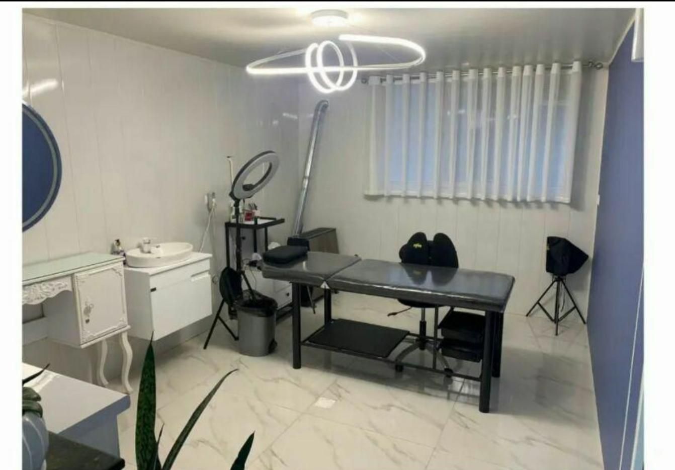 تخت مژه/تخت اپیلاسیون/تخت دوتیکه/تخت/|آرایشگاه و سالن‌های زیبایی|شیراز, میانرود|دیوار