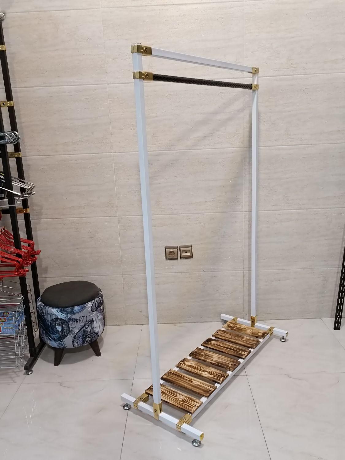 رگال لباس سفید مشکی|جاکفشی، کمد، دراور|اصفهان, پوریای ولی|دیوار