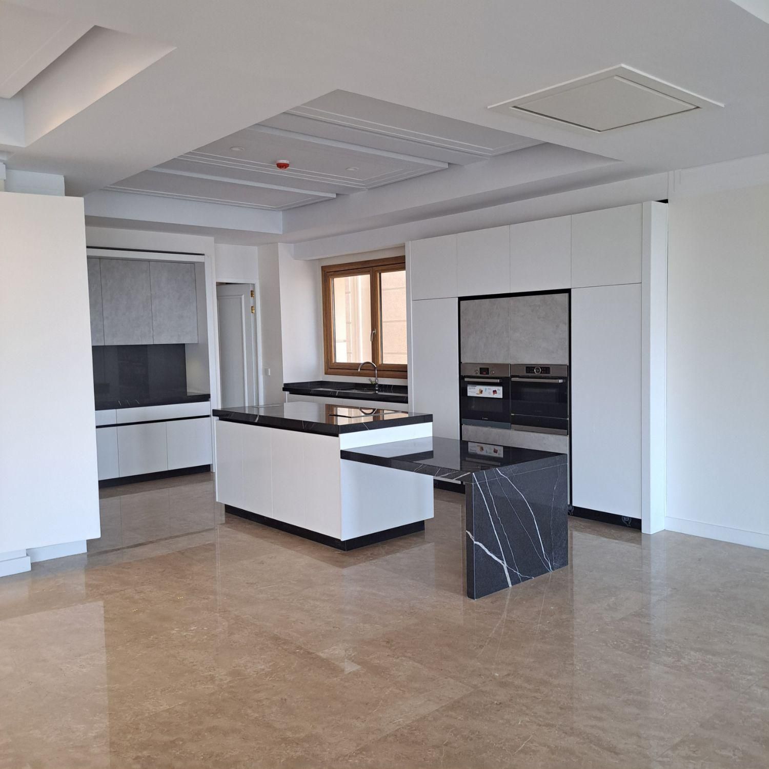 ۳۱۰ متر ۳ خوابه مدرن تراس بزرگ ویو ابدی ولنجک