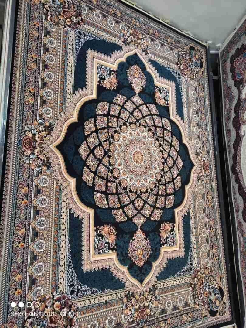 فرش۱۲متری ۷۰۰شانه ۸عددآکبندمناسب برای هرخانواده|فرش|اردبیل, |دیوار