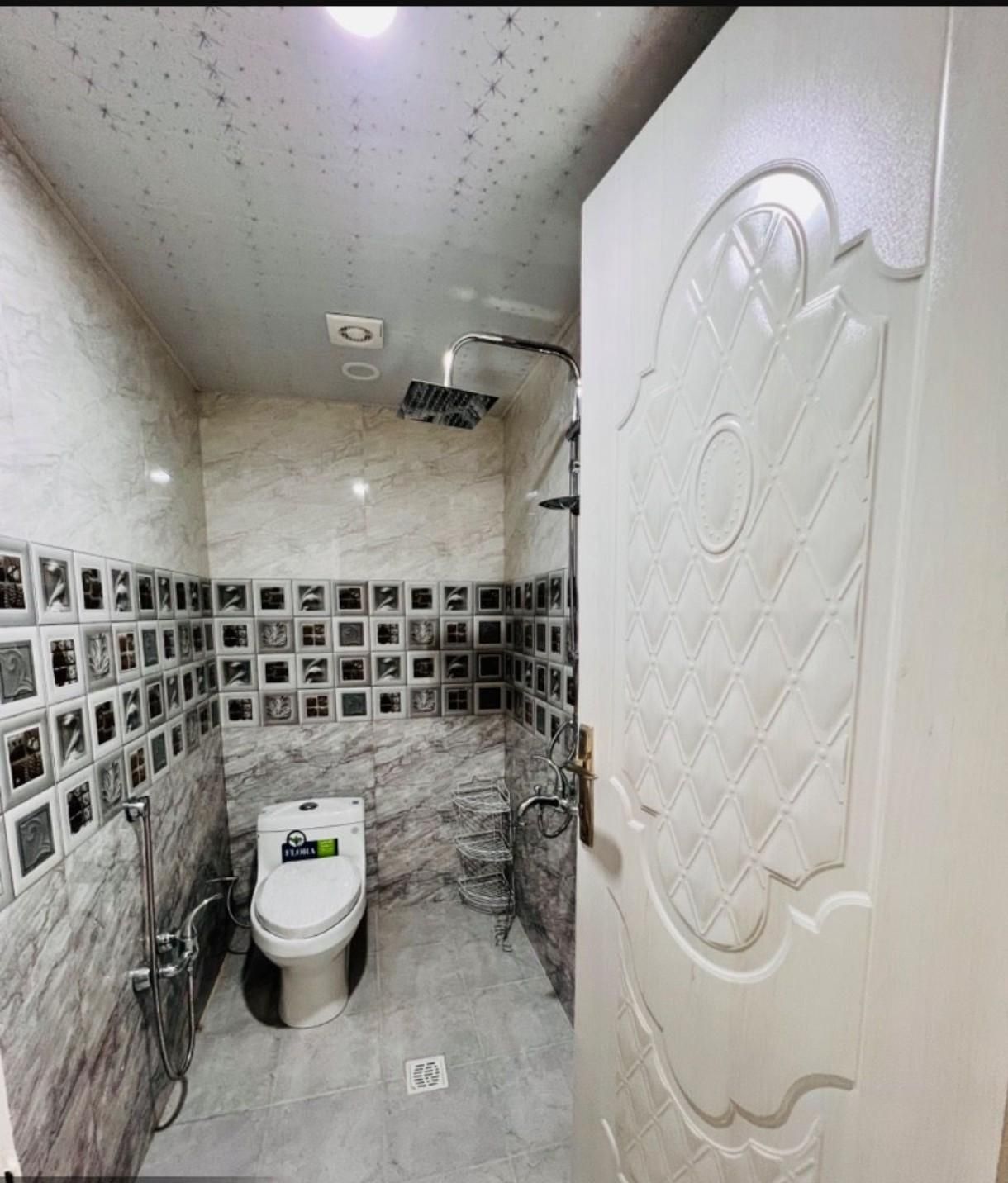 مبله تمیز و شیک تکخواب عاشوری|اجارهٔ کوتاه‌مدت آپارتمان و سوئیت|بوشهر, |دیوار