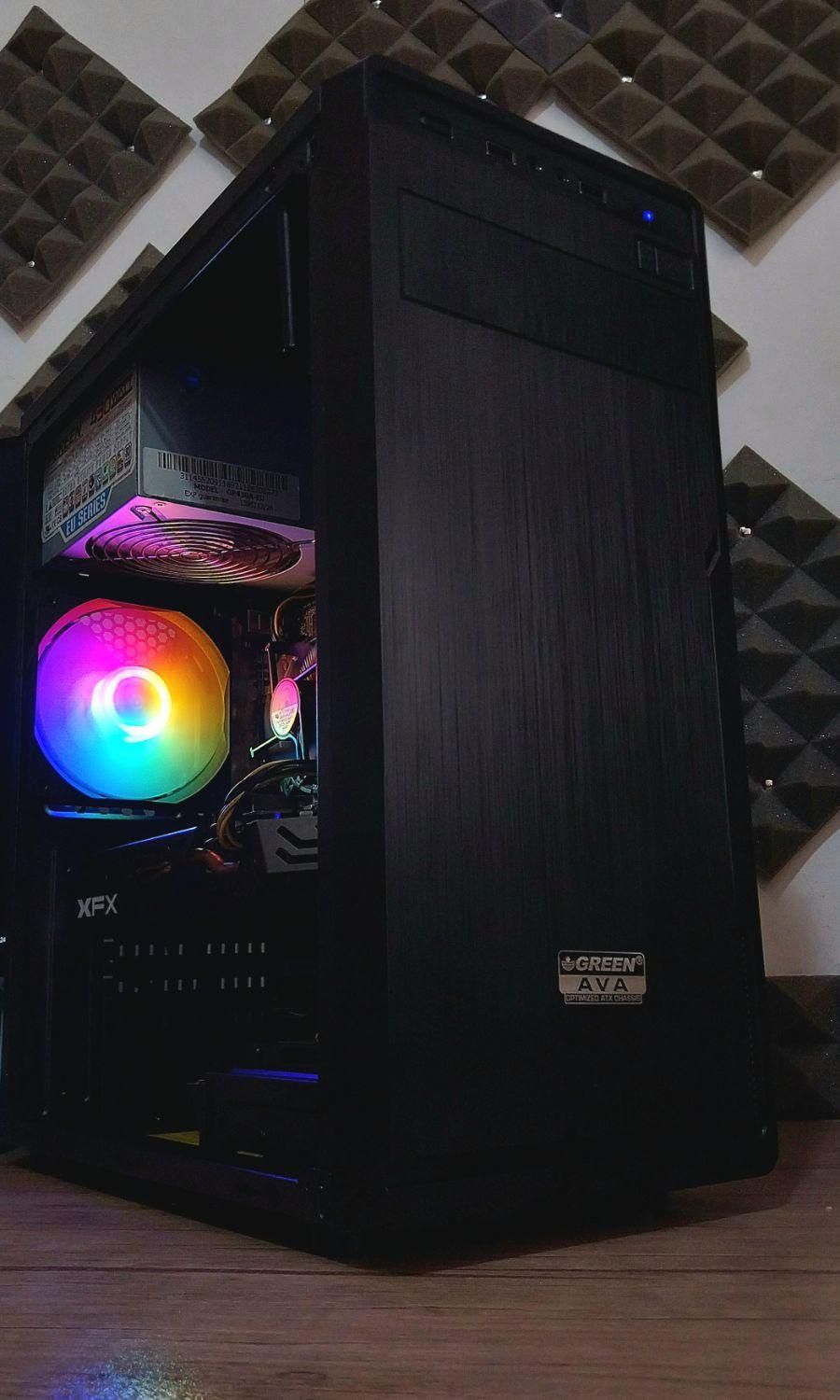 کیس گیمینگ/ 16گیگ رم/گرافیک RX580/گیم سنگین روز|رایانه رومیزی|قرچک, |دیوار