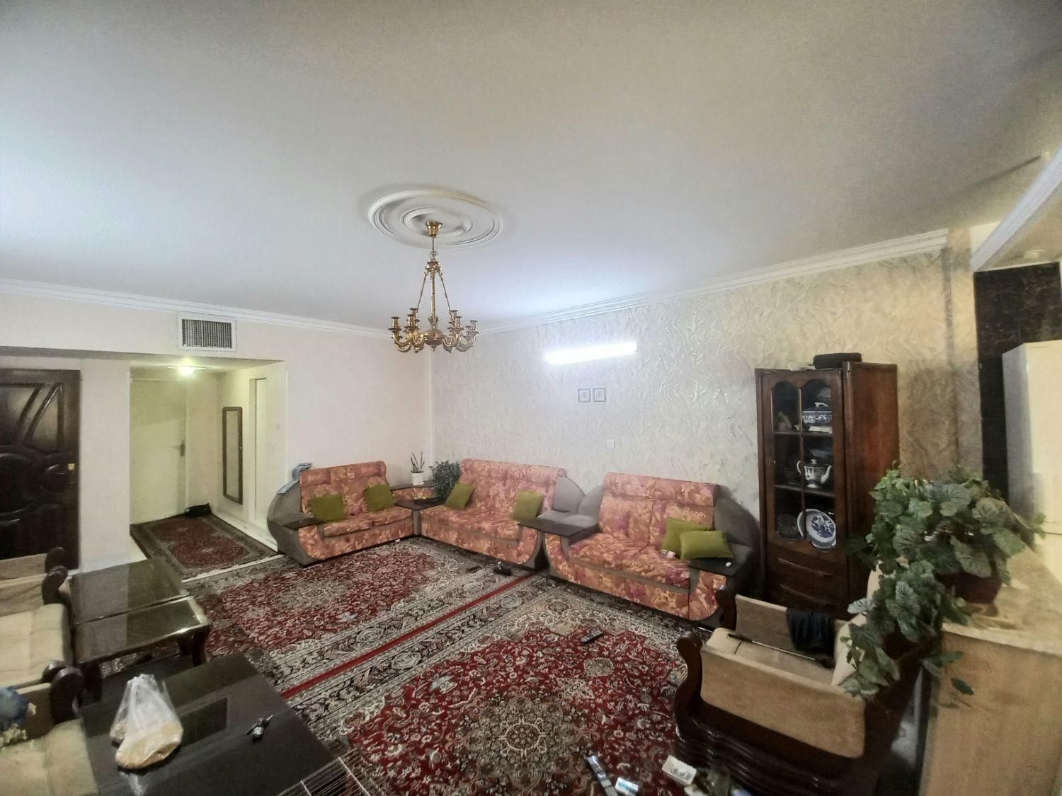 ۷۳ متر آپارتمان پارکینگ دار // تاپ لوکیشن / Iman|فروش آپارتمان|ری, سرتخت|دیوار