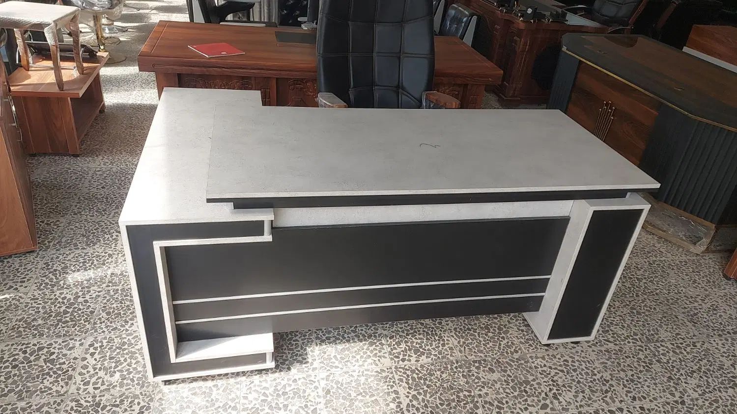 میزپرچمی دوطرفه نماچرم صفحه دوبل ال بغل مدیری|دفتر کار|تبریز, |دیوار