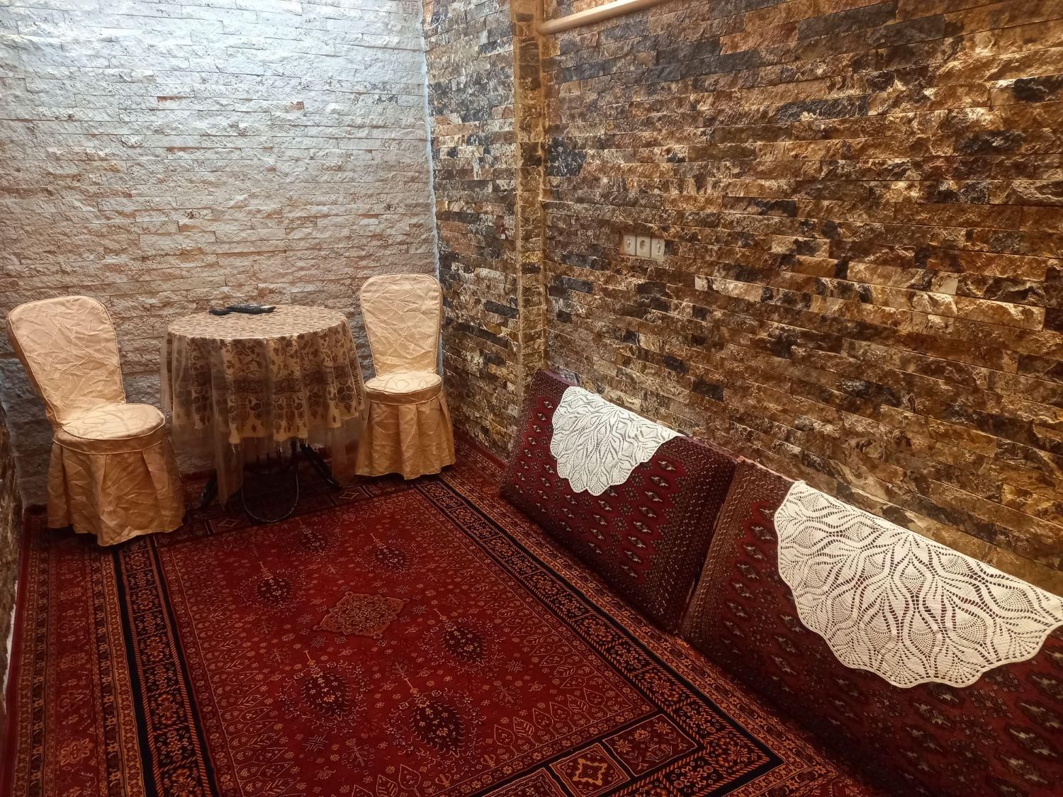 مرکزشهرسمنان یه واحدنقلی وباصفا|اجارهٔ کوتاه‌مدت آپارتمان و سوئیت|سمنان, |دیوار