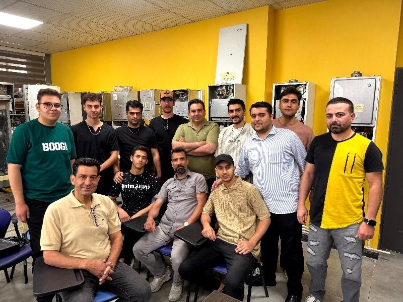 آموزش کولرگازی پکیج دیواری داکت اسپلیت لوله کشی|خدمات آموزشی|تهران, فلسطین (میدان انقلاب)|دیوار