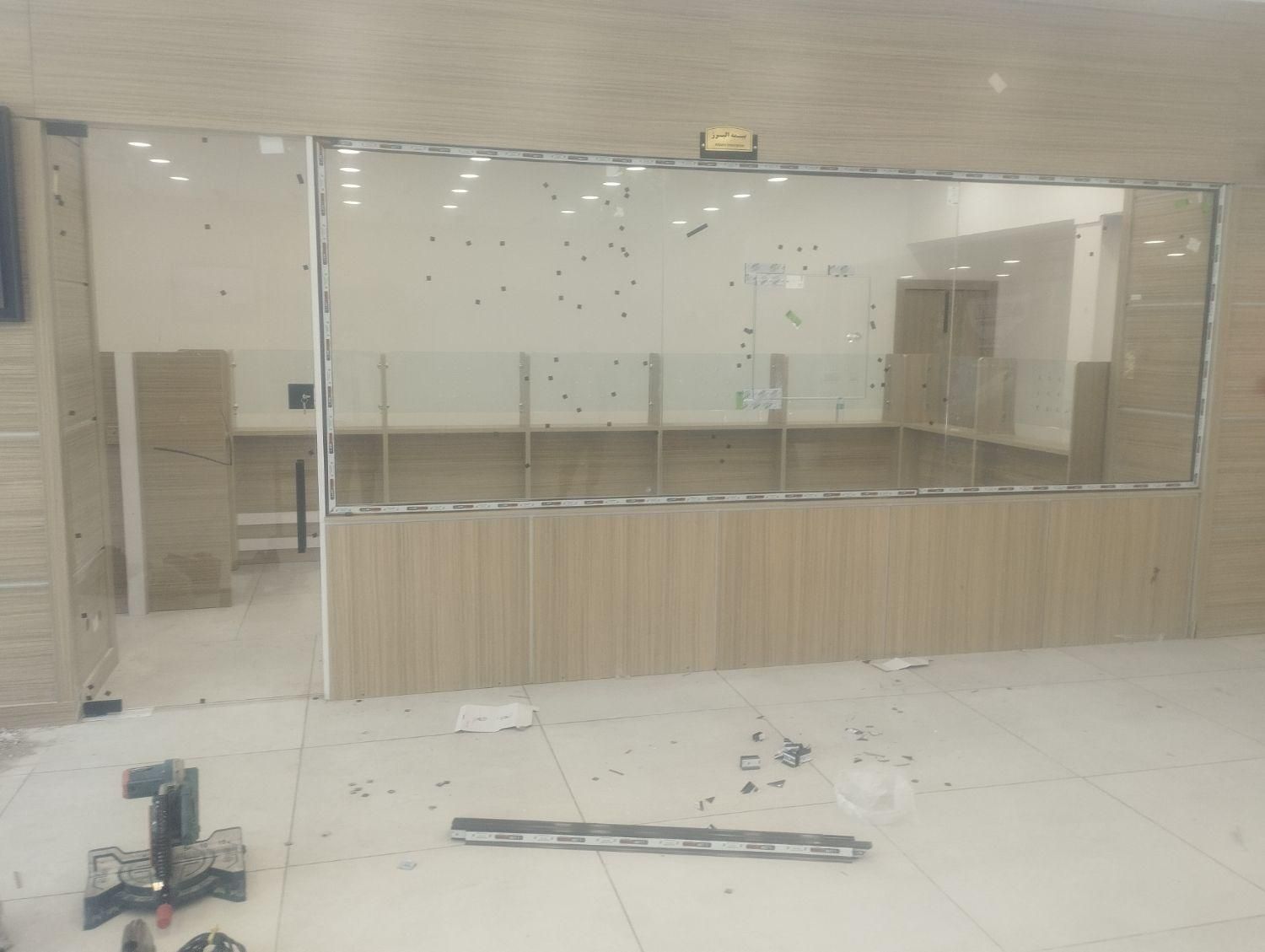 شیشه سکوریت و کرکره برقی اقساطی|خدمات پیشه و مهارت|بندرعباس, |دیوار