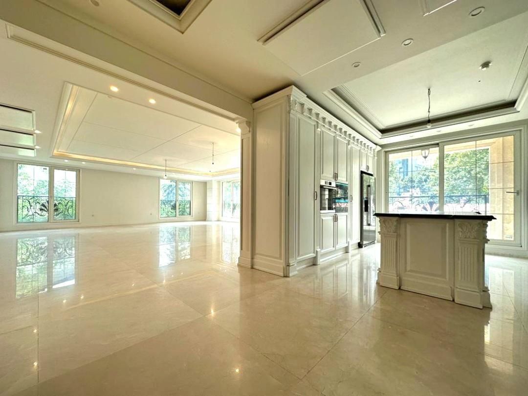 240 متر (3 خواب مستر) 3 پارکینگ