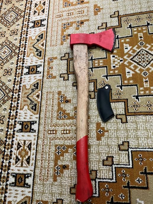 تبر چوبی غلاف داره|کوهنوردی و کمپینگ|رشت, پیرکلاچای|دیوار