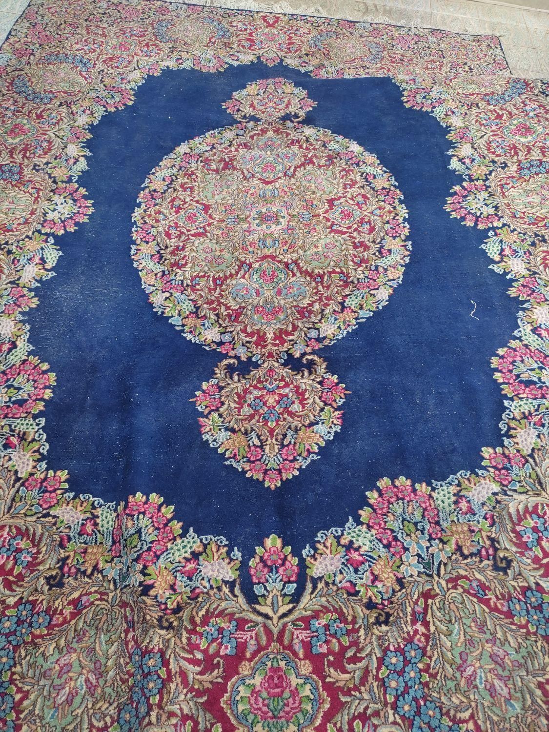 قالی و فرش دستباف کرمانی کهنه خریداریم|فرش|کرمان, |دیوار