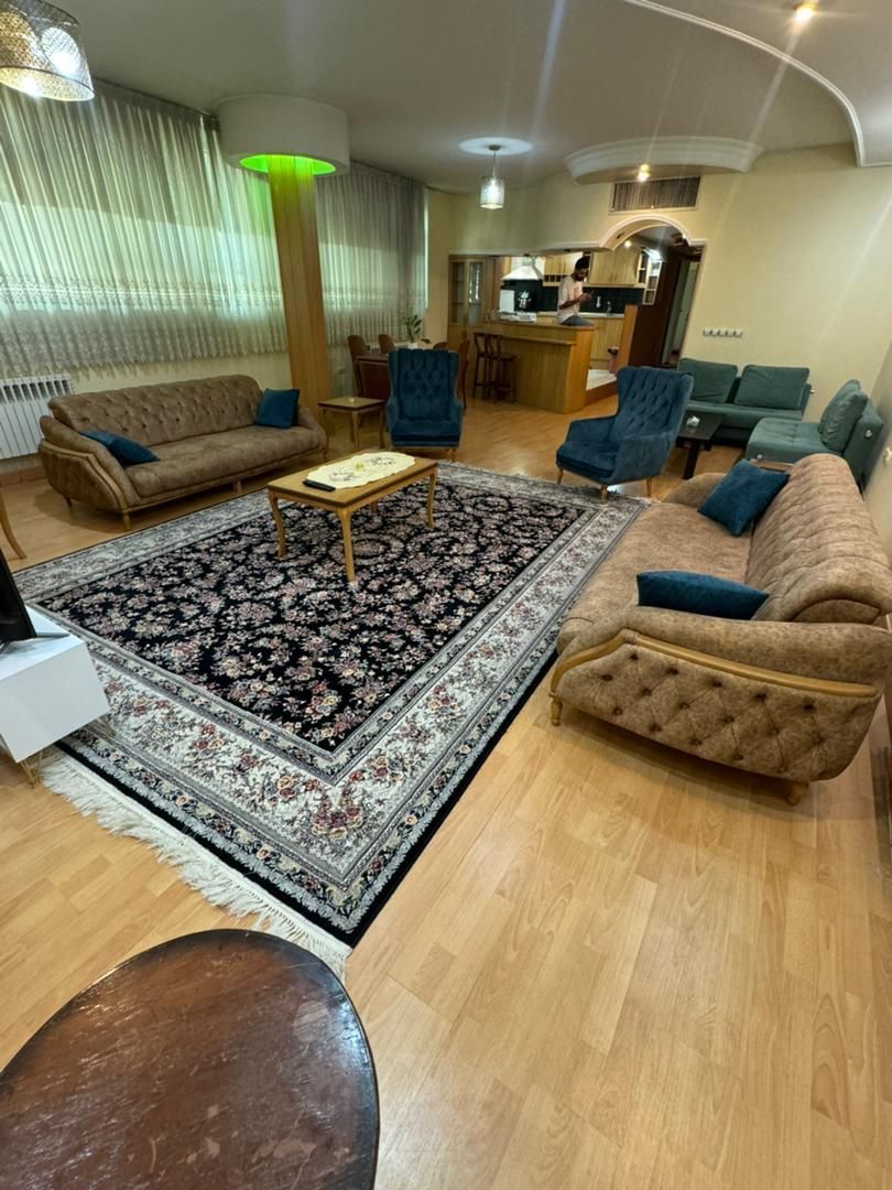 اجاره هتل اپارتمان شیک /منزل مبله/یک خواب/چند خواب|اجارهٔ کوتاه‌مدت آپارتمان و سوئیت|شیراز, فرهنگ شهر|دیوار