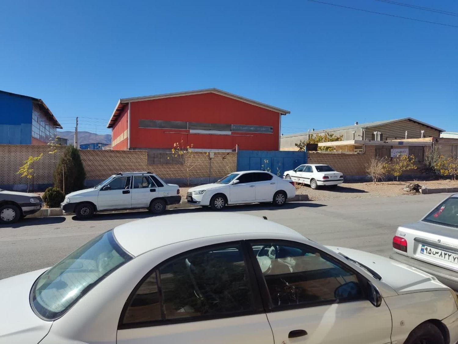 اجاره سوله چرثقیل دار درشهرک صنعتی نجف آباد|اجارهٔ دفتر صنعتی، کشاورزی، تجاری|اصفهان, بوستان آینه خانه|دیوار