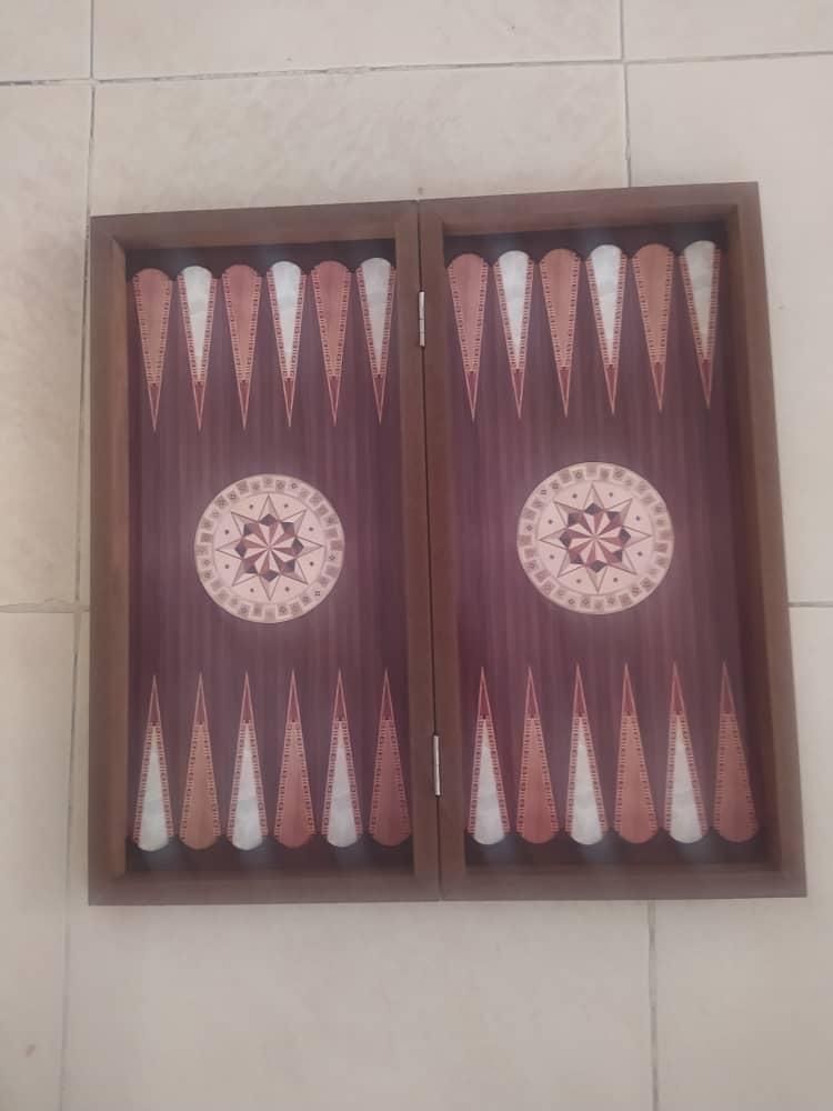 تخته نرد چوبی پشت شطرنج دار|اسباب‌‌بازی|اصفهان, جویباره|دیوار