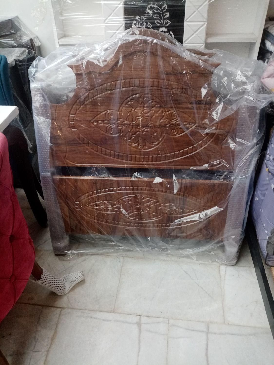 تخت یک نفره وکیوم|تخت و سرویس خواب|کرمان, |دیوار