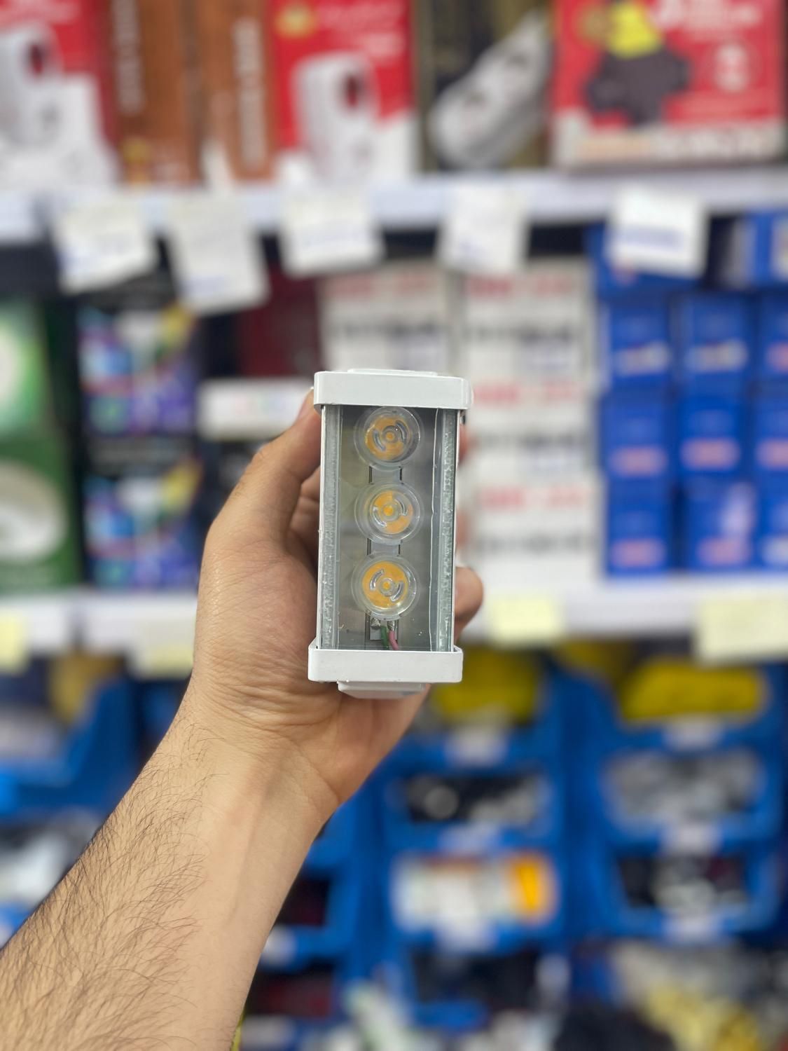 وال واشر نمای ساختمان|لامپ و چراغ|رشت, دباغیان|دیوار