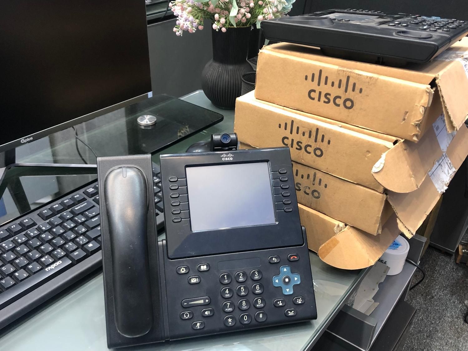 ویپ سیسکو VoIP Cisco با کانفیگ و پشتیبانی 247|تلفن رومیزی|تهران, فلسطین (میدان انقلاب)|دیوار