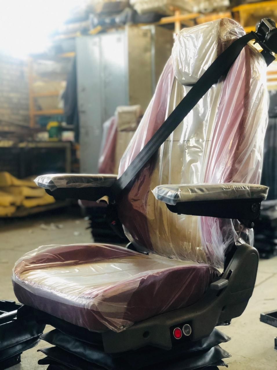 صندلی کامیون کشنده کامیونت تراکتور لودر|قطعات یدکی و لوازم جانبی|اراک, |دیوار